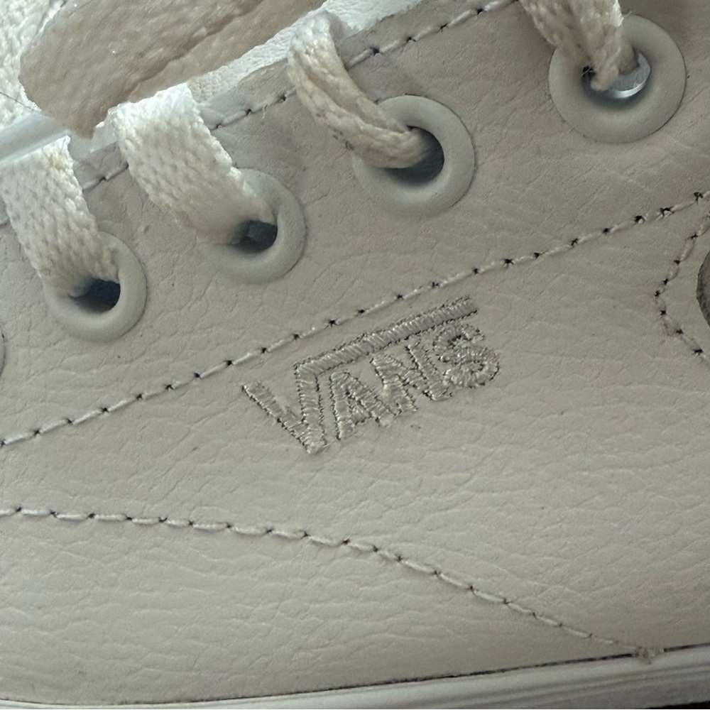 Vans® Seldan Women’s Sneakers - Picture 7 of 9